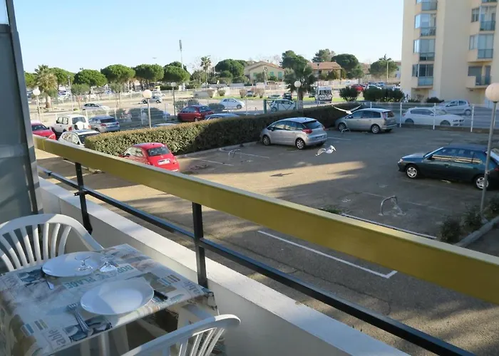 Sol-y-days Cigales De Mer, Bien équipés Et Climatisés, En Centre-ville à 150m De La * Le Grau-du-Roi